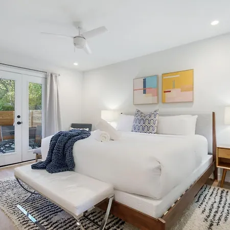 Close To Barton Springs And Zilker W King Br And Patio